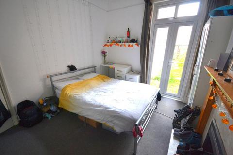 1 bedroom in a house share to rent, St. Johns Road, Exeter, EX1 2HR