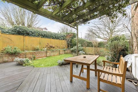 3 bedroom house for sale, Crestway, Putney, SW15