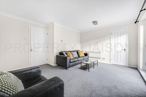 2 bedroom house to rent, Hooper Street, London, E1