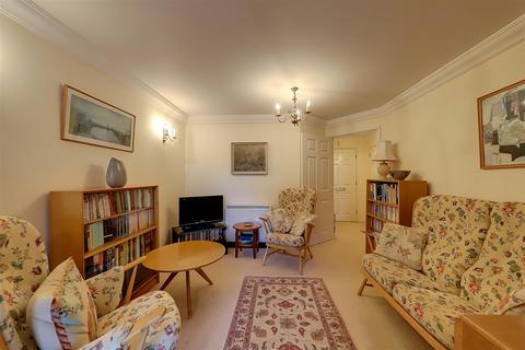 1 bedroom retirement property for sale, Pegasus Court, Shelley Road, Worthing BN11