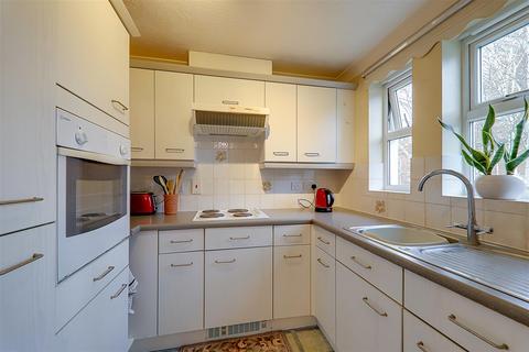 1 bedroom retirement property for sale, Pegasus Court, Shelley Road, Worthing BN11