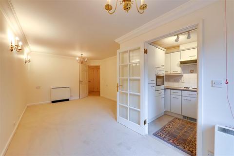 1 bedroom retirement property for sale, Pegasus Court, Shelley Road, Worthing BN11