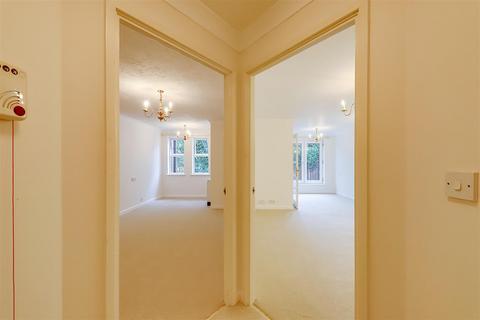 1 bedroom retirement property for sale, Pegasus Court, Shelley Road, Worthing BN11