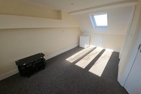 House share to rent, Downham Way, Bromley