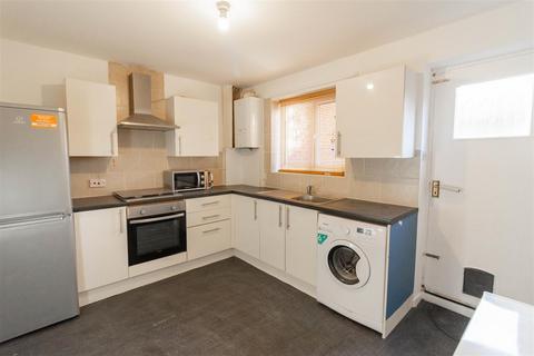 2 bedroom terraced house for sale, Kipling Court, Swalwell, Newcastle Upon Tyne