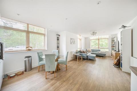 2 bedroom apartment for sale, Chieftain House, Longcross, Chertsey KT16