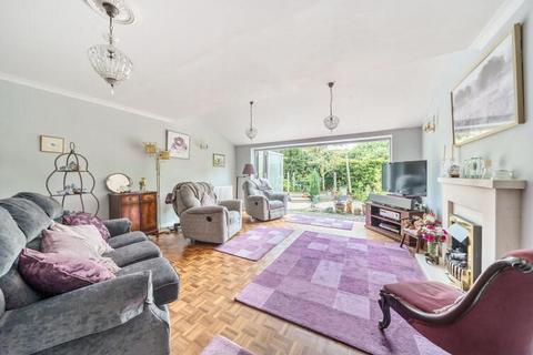 4 bedroom detached house for sale, Cedar Drive, Sunningdale SL5