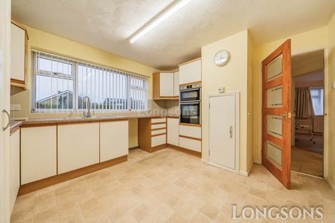 3 bedroom detached bungalow for sale, Churchill Close, Watton