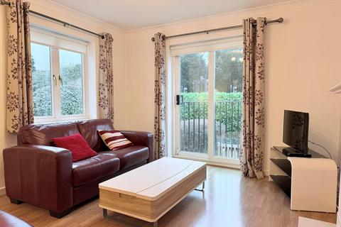 2 bedroom apartment to rent, Walton-On-Thames,  Surrey,  KT12