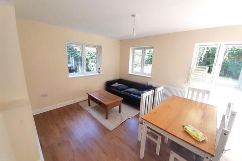 5 bedroom semi-detached house to rent, Norwich NR5