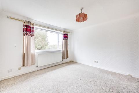 3 bedroom semi-detached house for sale, Southview Close, Rayleigh, SS6