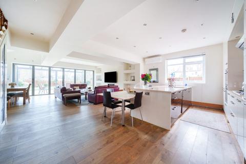 16 Creffield Road, London, W5 3RP