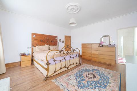 16 Creffield Road, London, W5 3RP