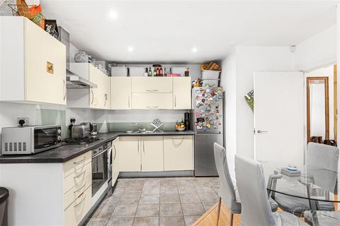 2 bedroom flat for sale, The Cubix, Violet Road, Bow E3