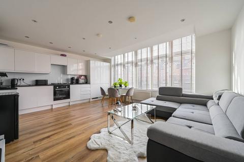 2 bedroom flat for sale, Colney Hatch Lane, Muswell Hill, London, N10