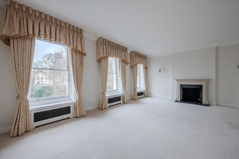 2 bedroom flat for sale, Eaton Square, London, SW1W