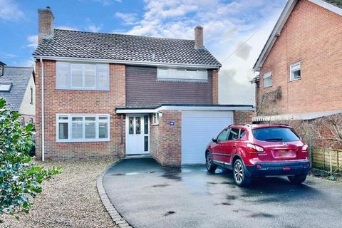 3 bedroom detached house for sale, Northfield Road, Ringwood, BH24 1SU