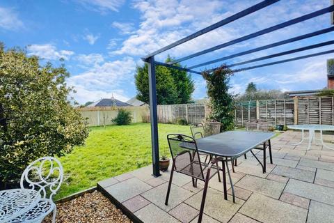 3 bedroom detached house for sale, Northfield Road, Ringwood, BH24 1SU