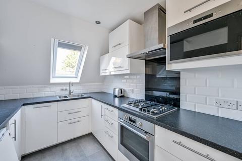 1 bedroom flat to rent, Lewin Road, Streatham Common, London, SW16