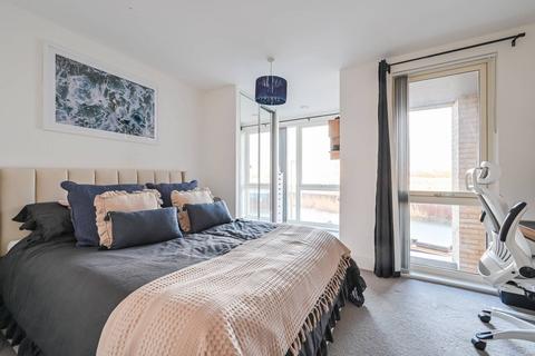 2 bedroom flat for sale, LONDON E3