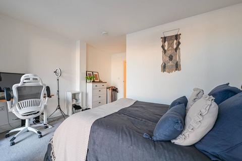 2 bedroom flat for sale, LONDON E3