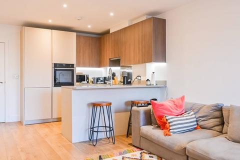 2 bedroom flat for sale, LONDON E3