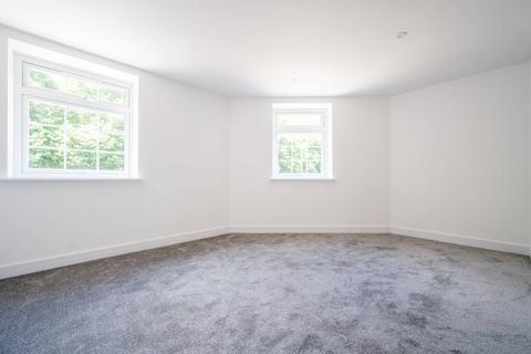 2 bedroom flat to rent, Westfield, Westfield, Woking, GU22