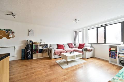 2 bedroom flat to rent, Earls Court Road, Earls Court, London, SW5