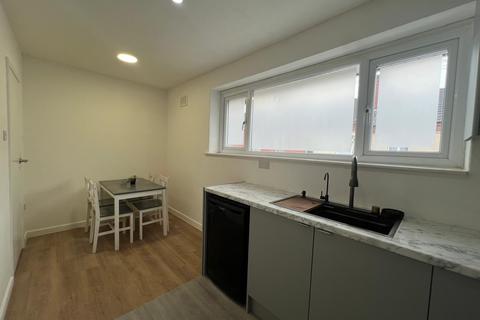 2 bedroom maisonette to rent, Highfield Road, Coventry, CV2