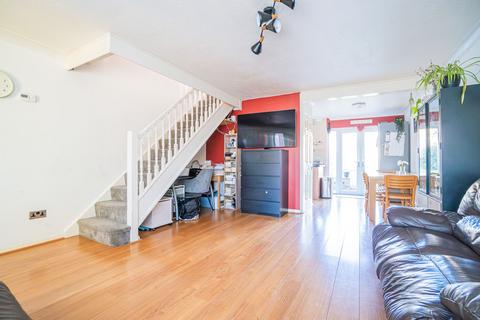 3 bedroom semi-detached house for sale, The Bentleys, Southend-On-Sea, SS2