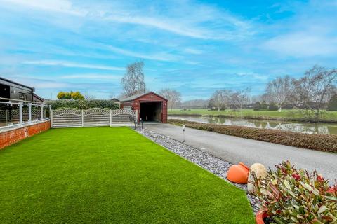 2 bedroom park home for sale, Birch Grove, The Elms, Torksey, Lincoln, LN1