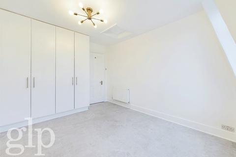 1 bedroom flat to rent, Winnett Street  W1D