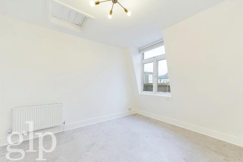 1 bedroom flat to rent, Winnett Street  W1D