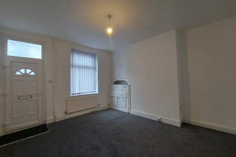 2 bedroom terraced house to rent, Florence Street, Burnley BB11