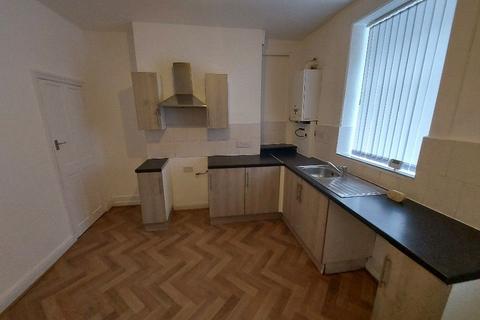 2 bedroom terraced house to rent, Florence Street, Burnley BB11