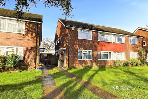 12 Kelvin Close, Epsom, KT19 9JE
