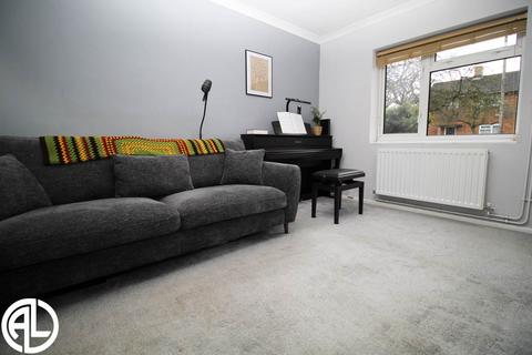 47 Northfields, Letchworth Garden City, SG6 4RH