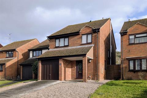 4 bedroom detached house for sale, Stroud Road, Gloucester GL4