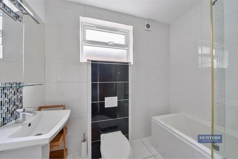 2 bedroom flat for sale, Springfield Road, Tottenham Hale, London