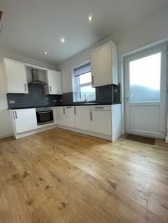 2 bedroom terraced house to rent, 41 Albion Street, Otley LS21 1BZ