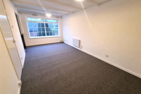 1 bedroom apartment to rent, Fieldway Ave, Rodley