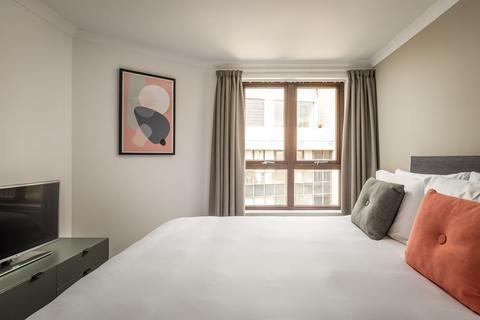 1 bedroom serviced apartment to rent, Kensington High Street, London W8