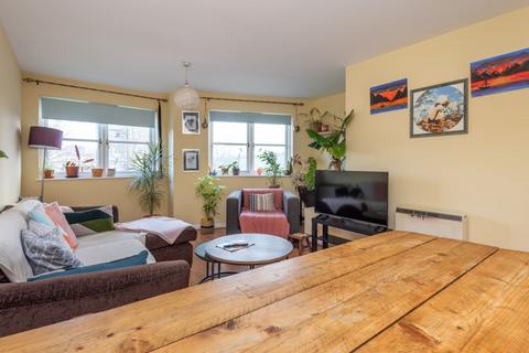 3 bedroom semi-detached house for sale, Parnell Road, London E3