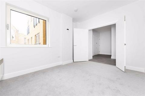 2 bedroom flat to rent, Artichoke Hill, London E1W