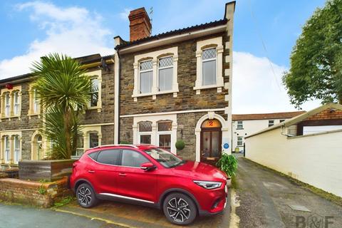 2 bedroom terraced house for sale, Teewell Hill, Bristol BS16