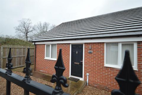 2 bedroom semi-detached bungalow to rent, Spawd Bone Lane, Knottingley