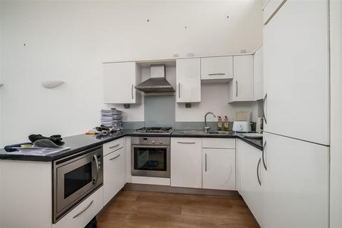 2 bedroom apartment for sale, Marrowbone Slip, Plymouth