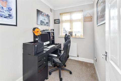 3 Halcot Avenue, Bexleyheath, DA6 7QE