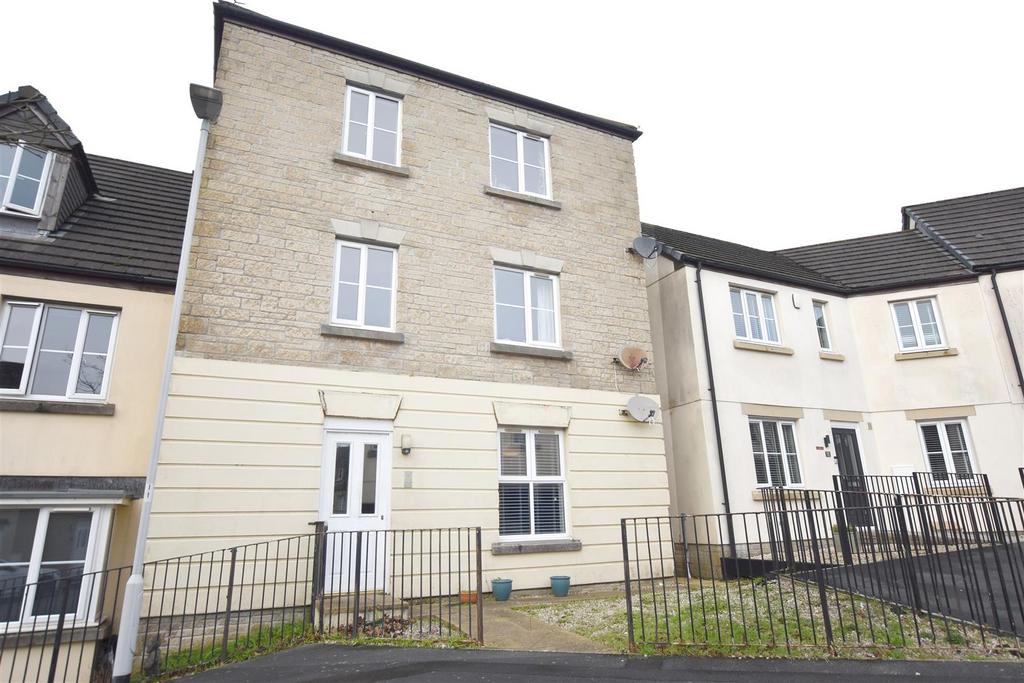 Pathfields Mudge Way Triumphal Crescent, Plymouth PL7 2 bed flat - £159,950