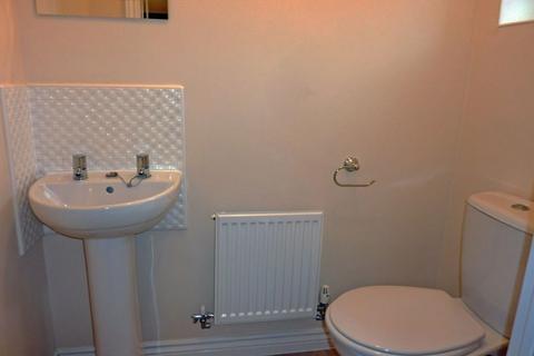 2 bedroom terraced house to rent, Wellspring Gardens, Dudley